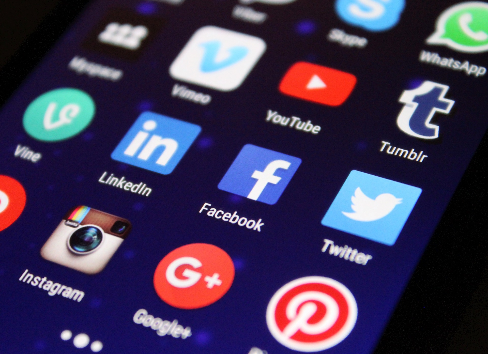 Social Media Management - Kontrollierst du deine Timeline, oder sie dich?